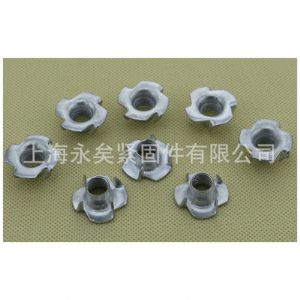 廠家供應M6/M8鍍鋅四爪釘 四爪螺母 四角釘 家具螺母